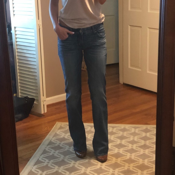 Barely boot Express jeans. EUC - Picture 2 of 4